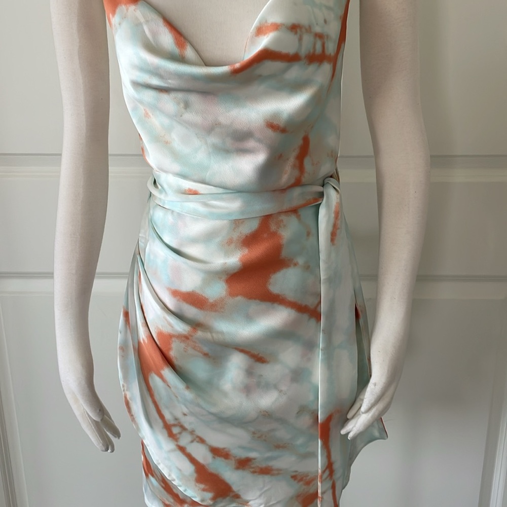 NWT Selfie Leslie Cowl Neck Dress Size Medium - Picture 6 of 12